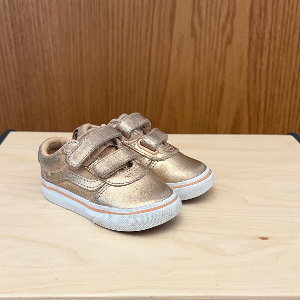 Vans Kids Metallic Rose Gold Velcro Casual Sneakers